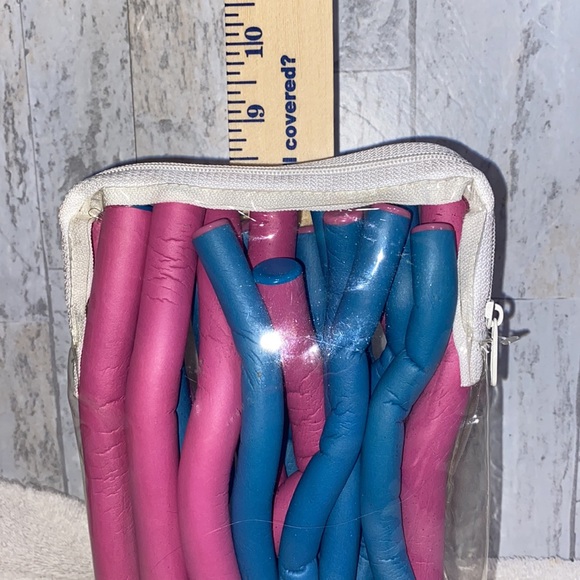 Twist foam curlers package of 18 2 sizes blue & Pink hair accessories curls - Picture 3 of 8